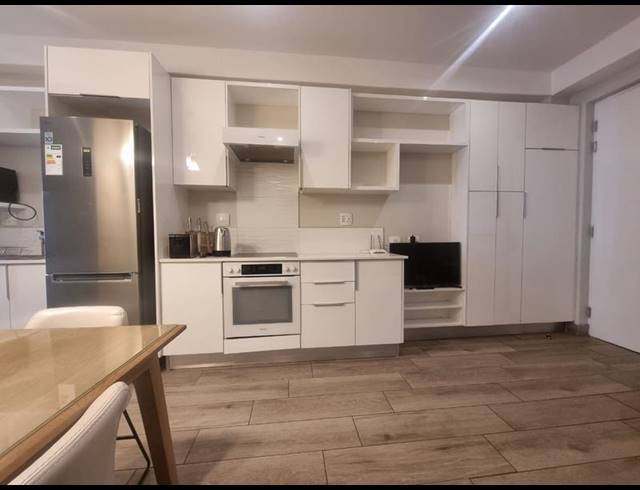 1 BEDROOM APARTMENT FOR SALE IN MENLYN